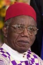 Achebe . Chinua Achebe